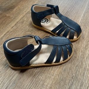 Livie & Luca Sandals Navy blue Size 6